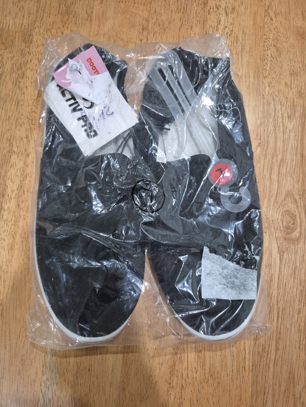 NWT Activ Pro Slip-On Black And White Canvas Shoes